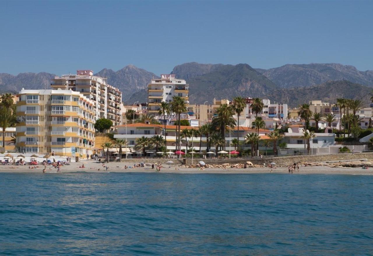 Super Front Line Modern New Apartm Nerja Exterior foto